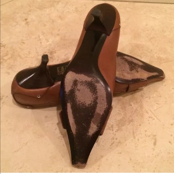 PRADA Camel Tan Leather Kitten Heel Pumps woman’s Sz EU-39.5 US-9 ITALY Nice! - Picture 9 of 9